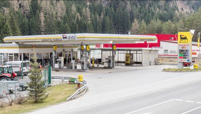 H-OIL TANKSTELLE